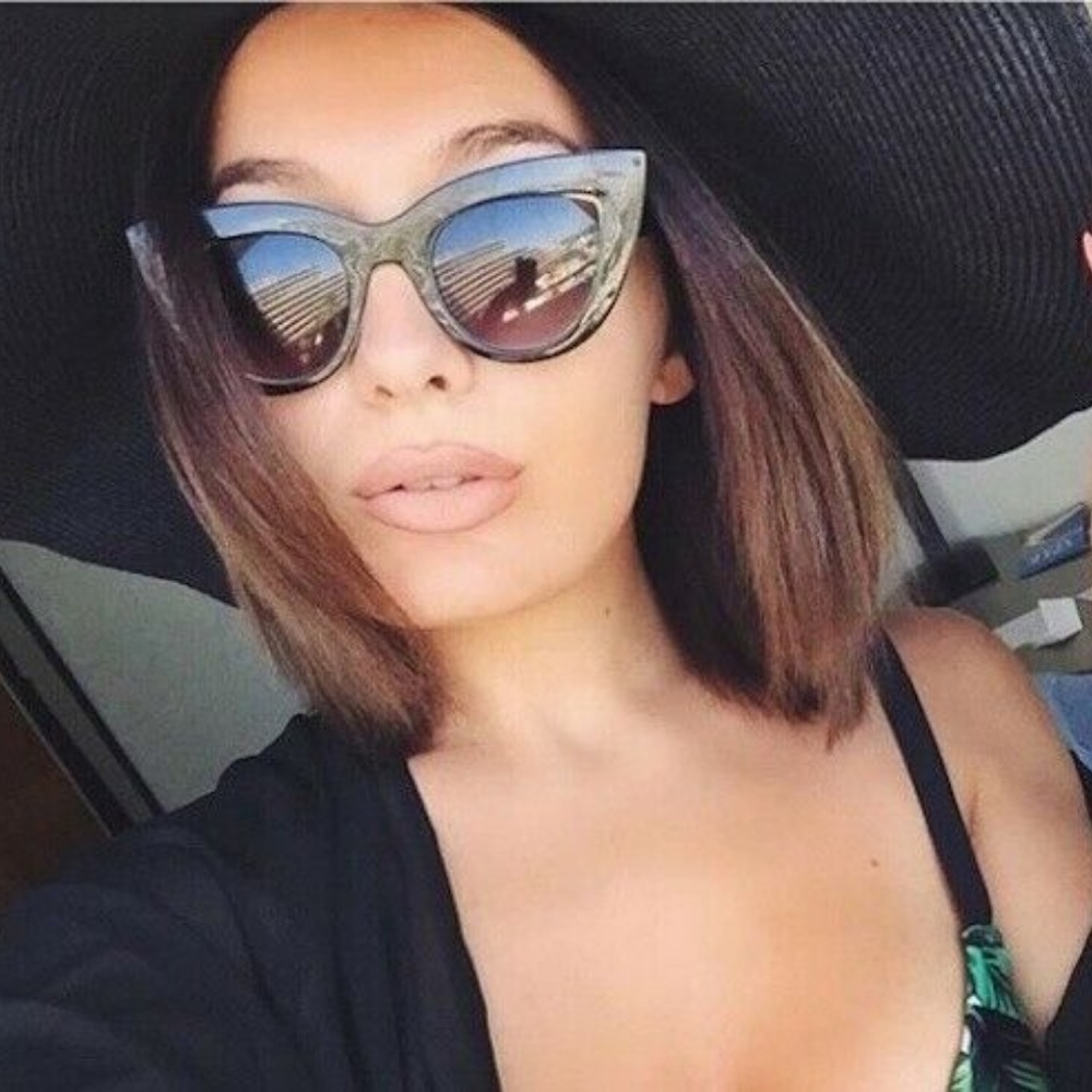 Oversized Cat Eye Sunglasses - Picture 4 of 5
